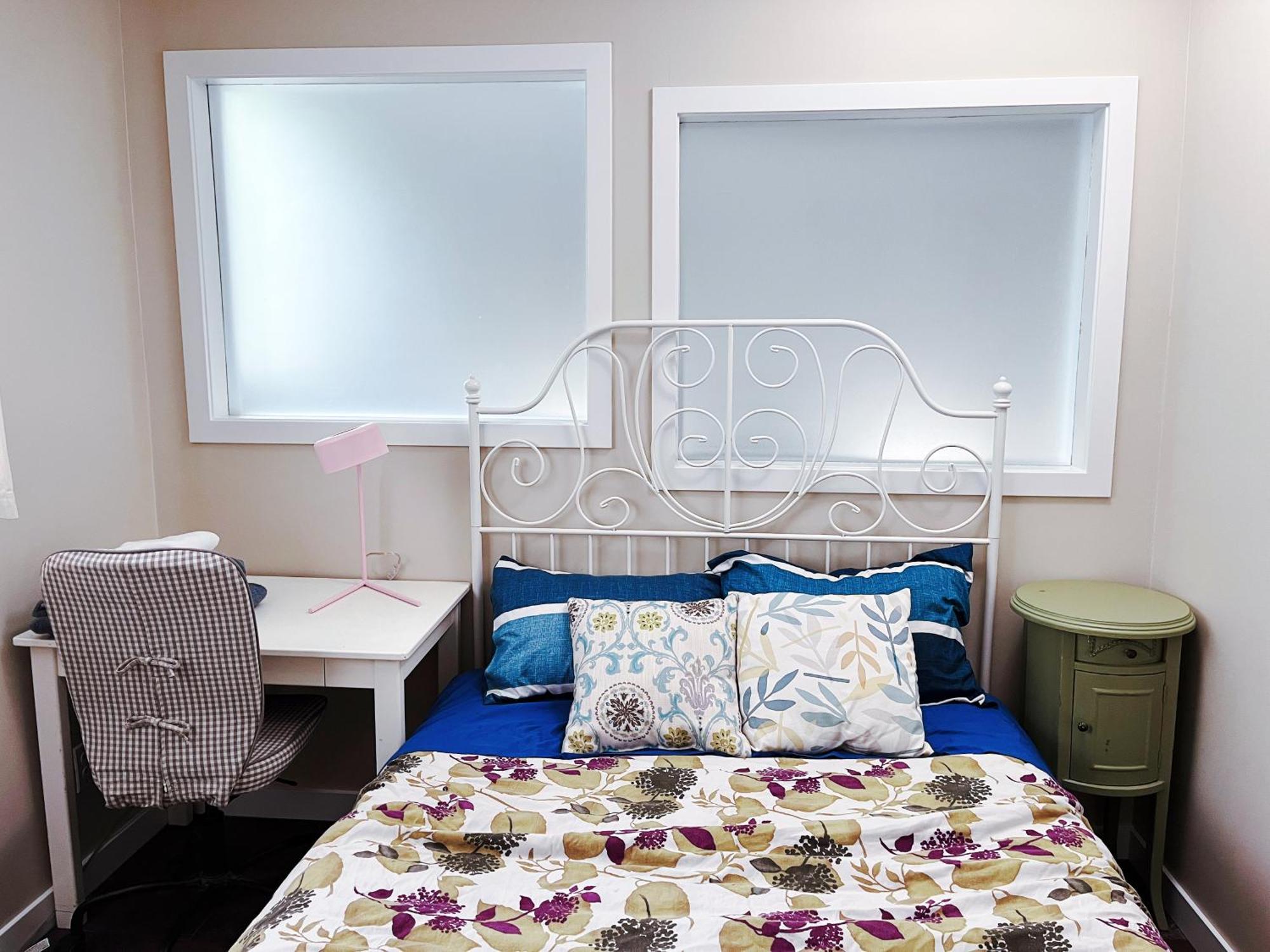 Calgary-Banff House Close Lrt&Dt&Free Parking Apartman Kültér fotó